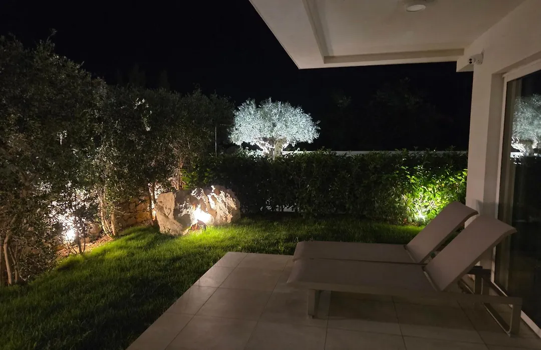 Villa Cala, Hotel Rooms&Apartments-1